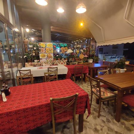 ساراندا Summer Gate Apartment المظهر الخارجي الصورة
