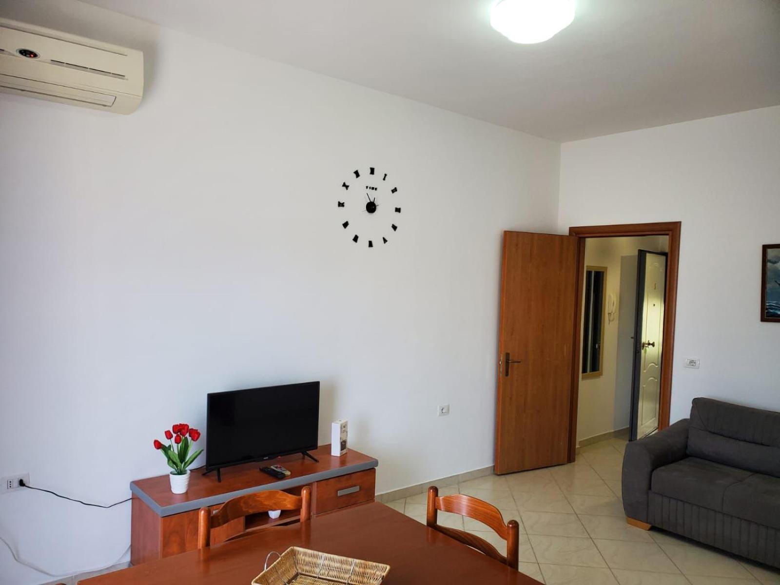 ساراندا Summer Gate Apartment المظهر الخارجي الصورة