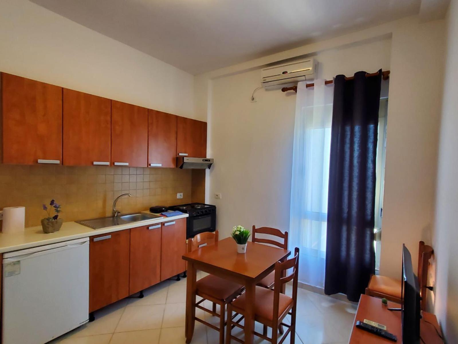 ساراندا Summer Gate Apartment المظهر الخارجي الصورة