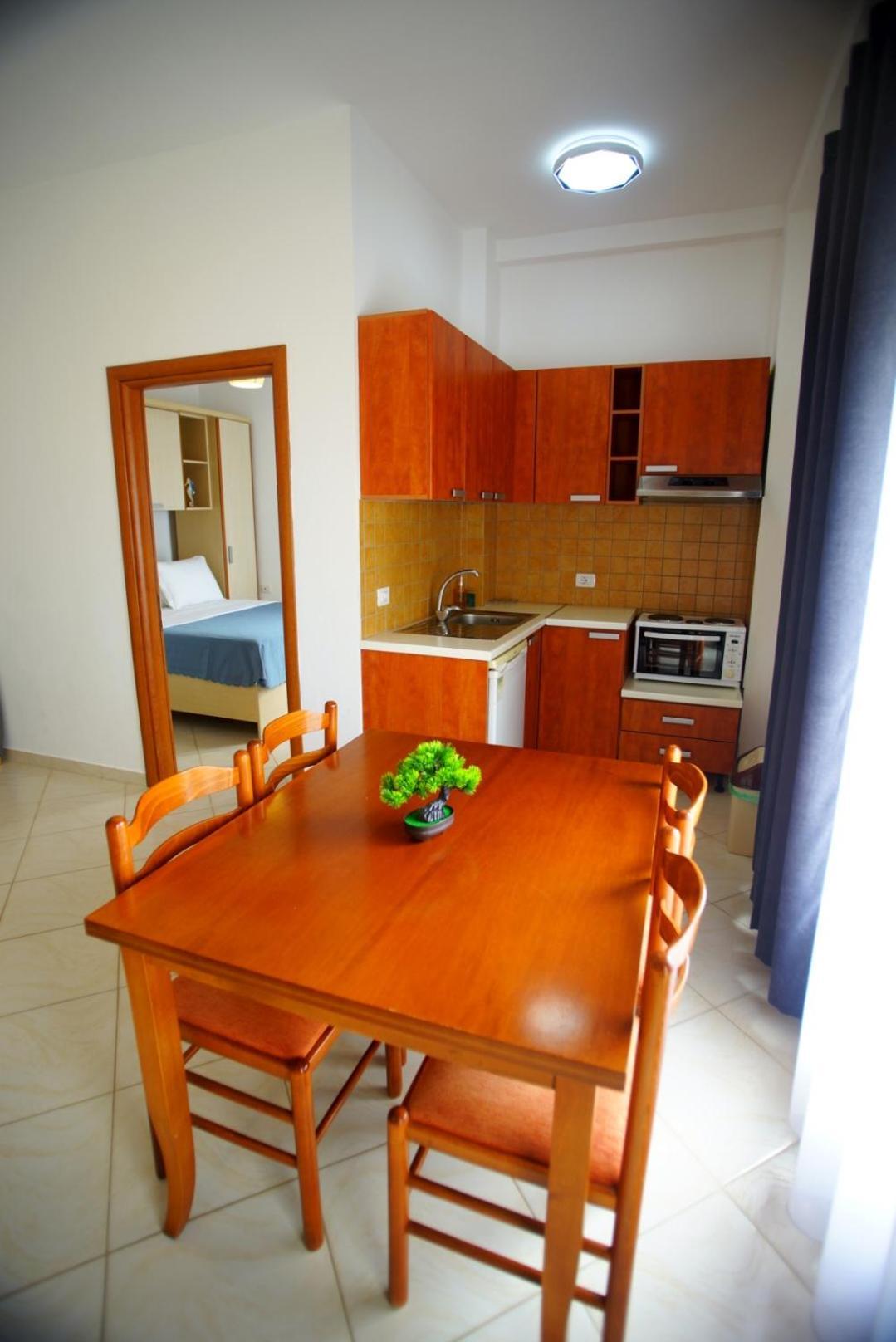 ساراندا Summer Gate Apartment المظهر الخارجي الصورة