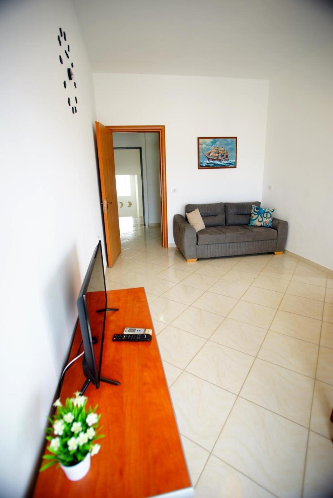 ساراندا Summer Gate Apartment المظهر الخارجي الصورة
